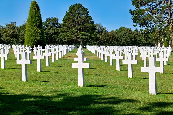 Grave markers at Normandy American Cemetery in Colleville sur Me