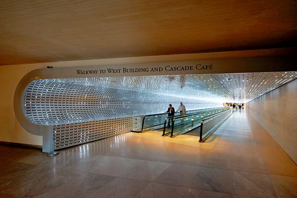 The walkway connecting East and West Buildings of the National Gallery of Art. Washington D.C.