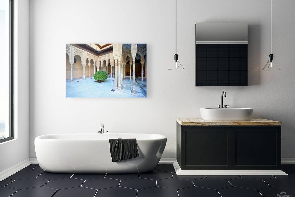 Exploring Alhambras intricate architecture