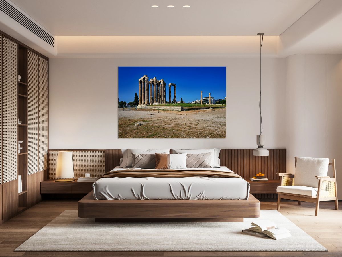 Visit to the ruins of Temple of Olympian Zeus in Athens