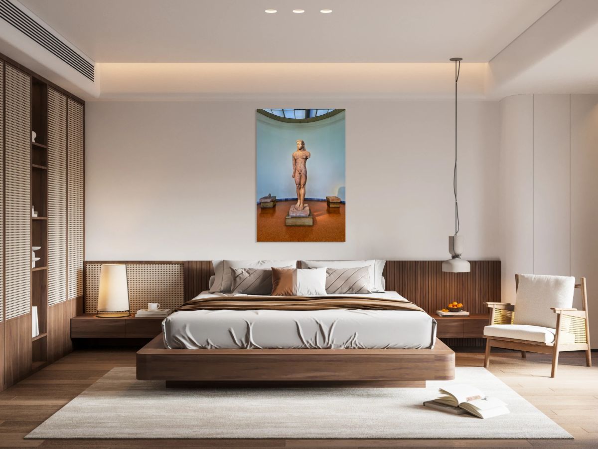 Statue of youth in National Archaeological Museum of Athens Gree