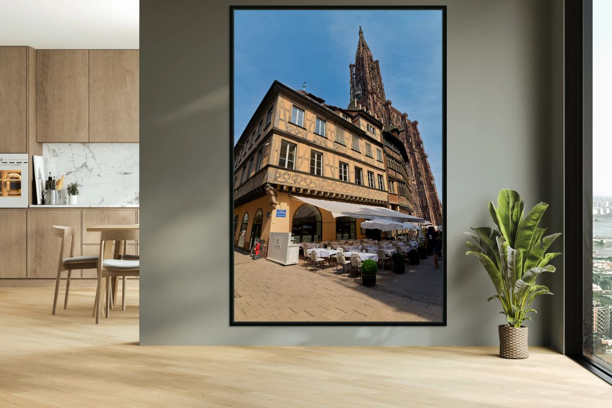 Visitors explore Kammerzell House and Strasbourg Cathedral in Al