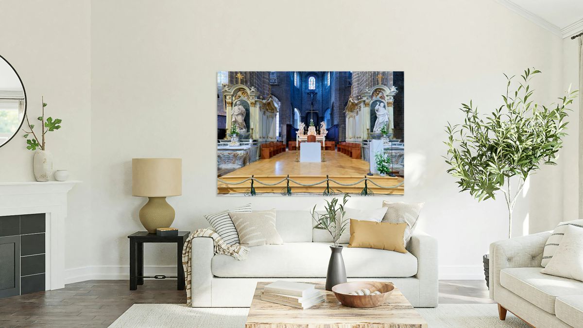 Visit to saint pierre cathedral in vannes brittany france