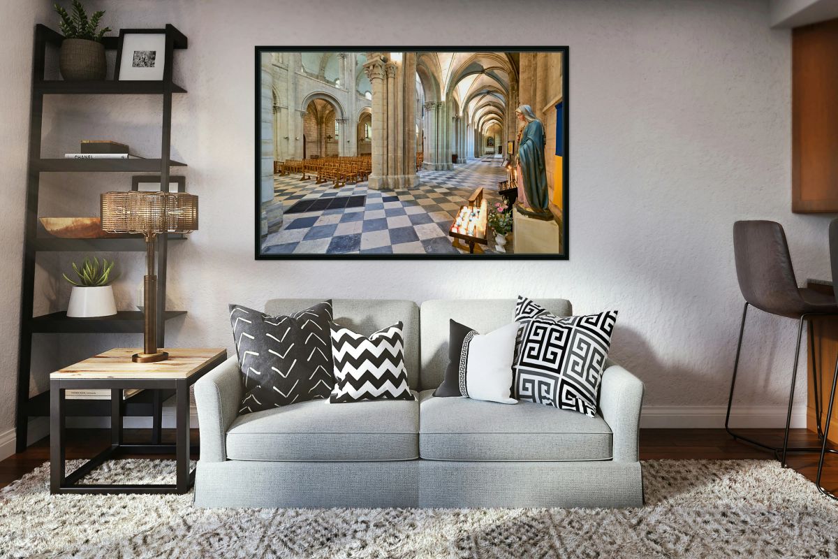 Visit to the Abbey of Saint Etienne in Caen during midday