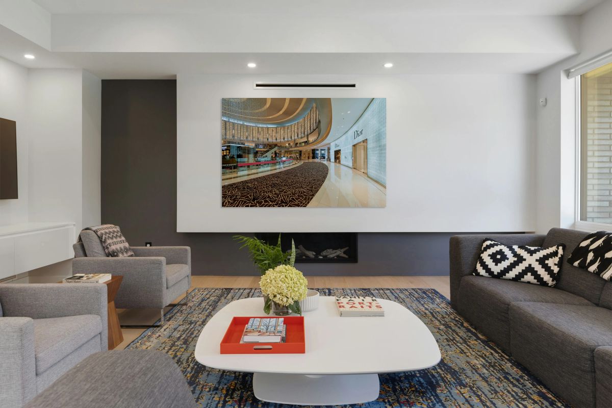 Luxury shopping mall in Dubai with designer stores and cafe