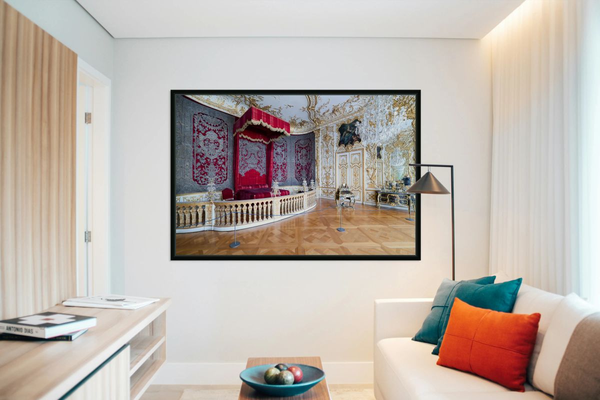 Residenz palace room in Munich has ornate decor and furnishings