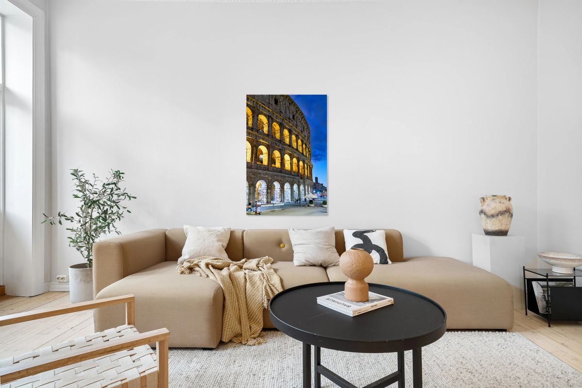 Visiting the Colosseum in Rome during evening hours