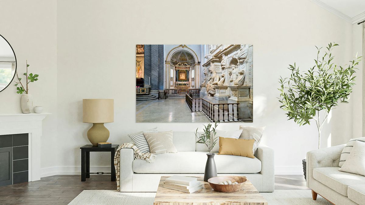 Sculpture of moses by michelangelo in san pietro in vincoli rom