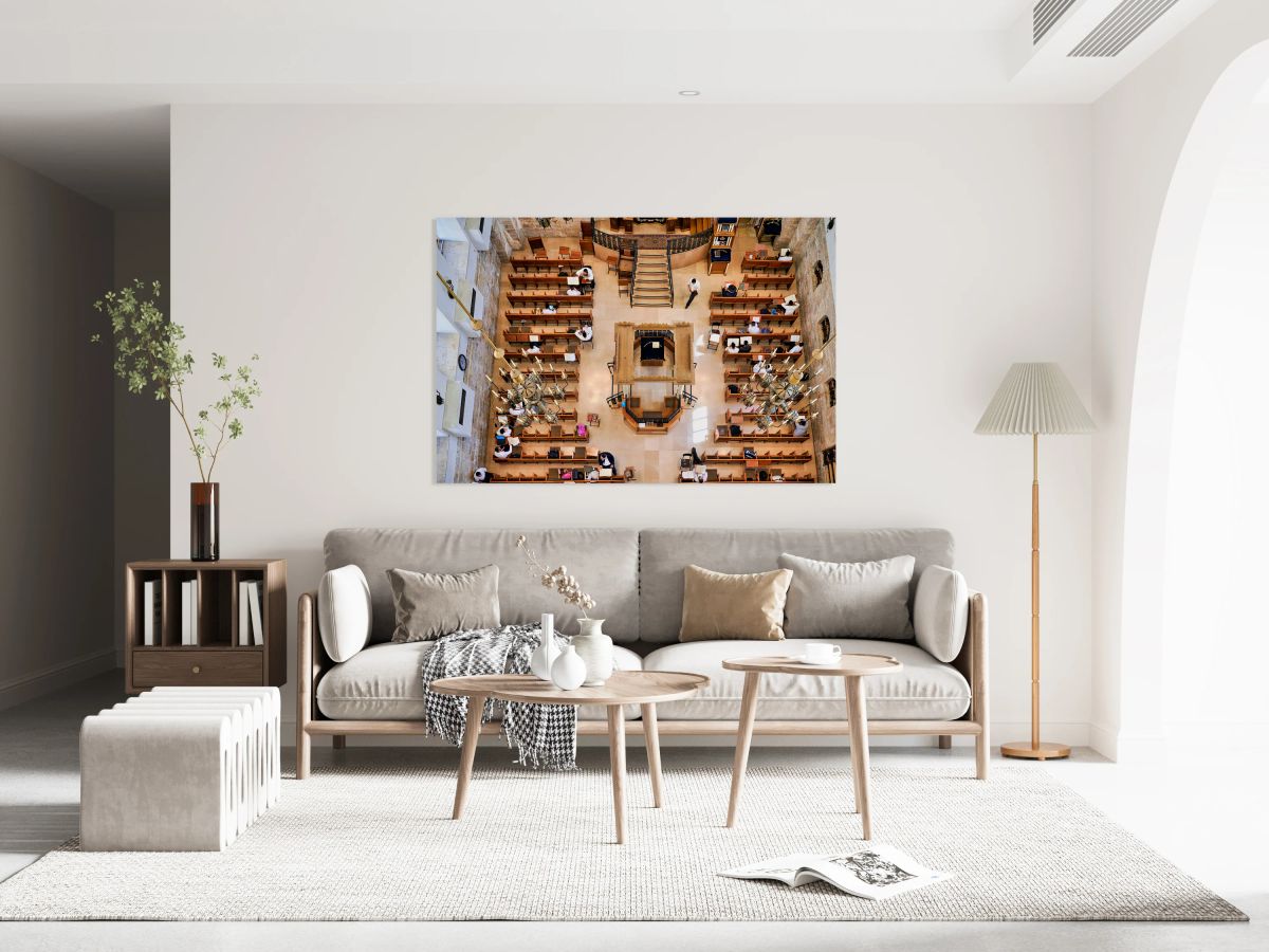 Hurva Synagogue in Jerusalem hosts prayers and gatherings