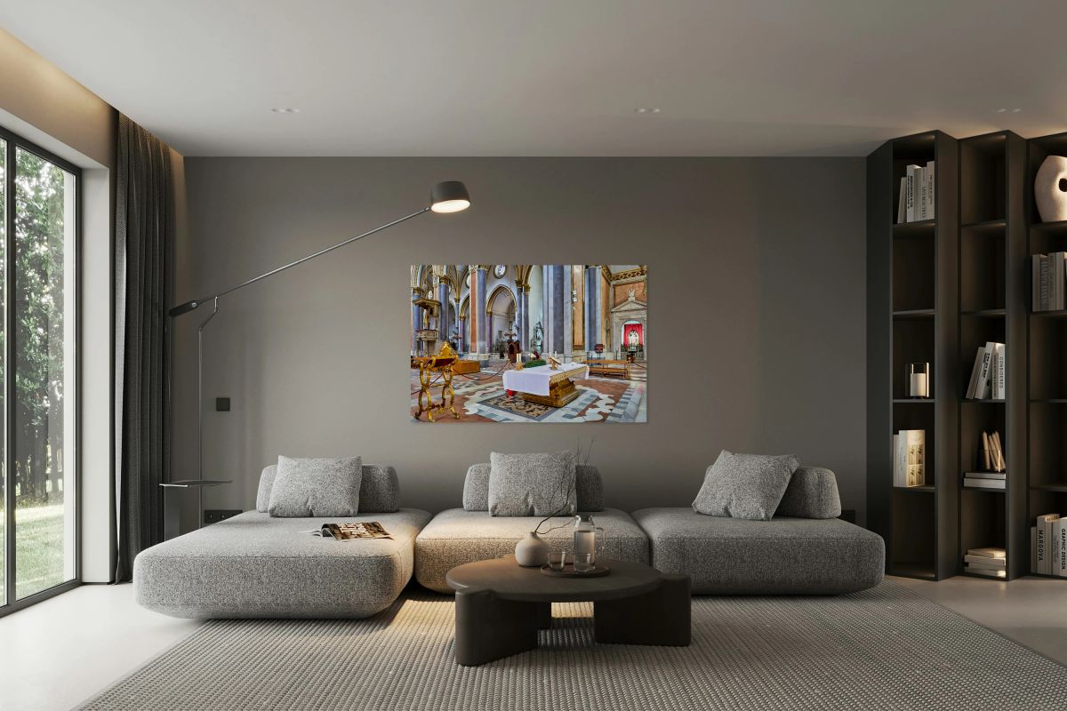 Exploring the sacred relics chamber in san domenico maggiore na