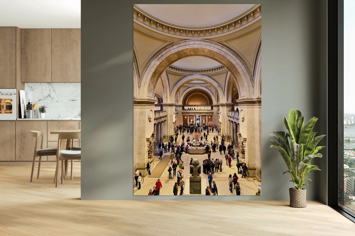 Visitors at the Metropolitan Museum of Art entrance