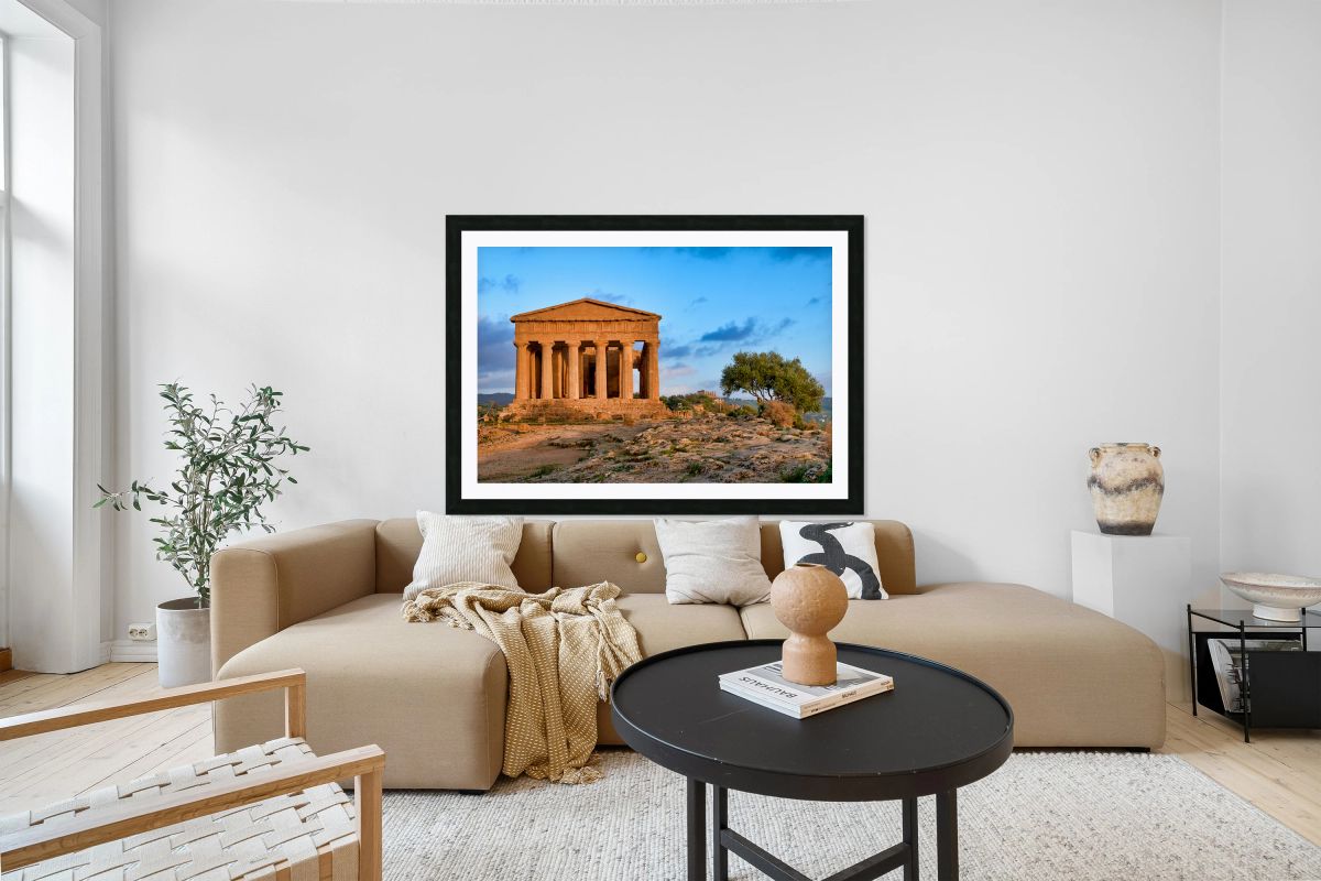 Visit to the temple of concordia in the valley of the temples s