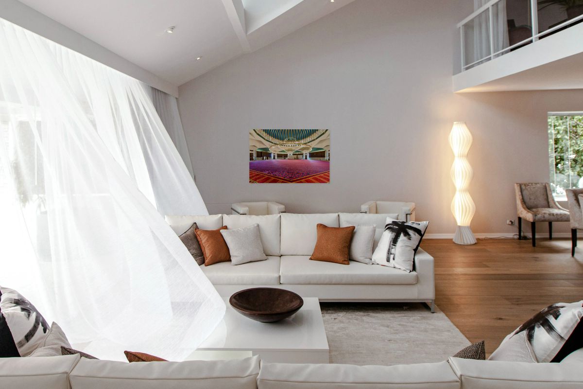 Visit to King Abdullah Mosque in Amman Jordan during prayer time