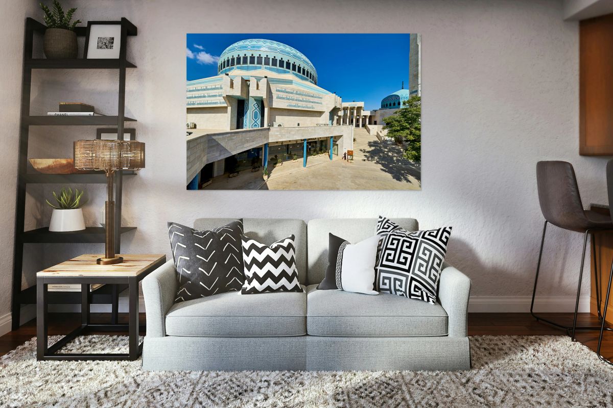 Discover King Abdullah Mosque in Amman Jordan during the day