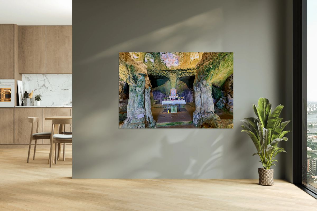 Exploring piedigrotta cave church in pizzo calabro italy