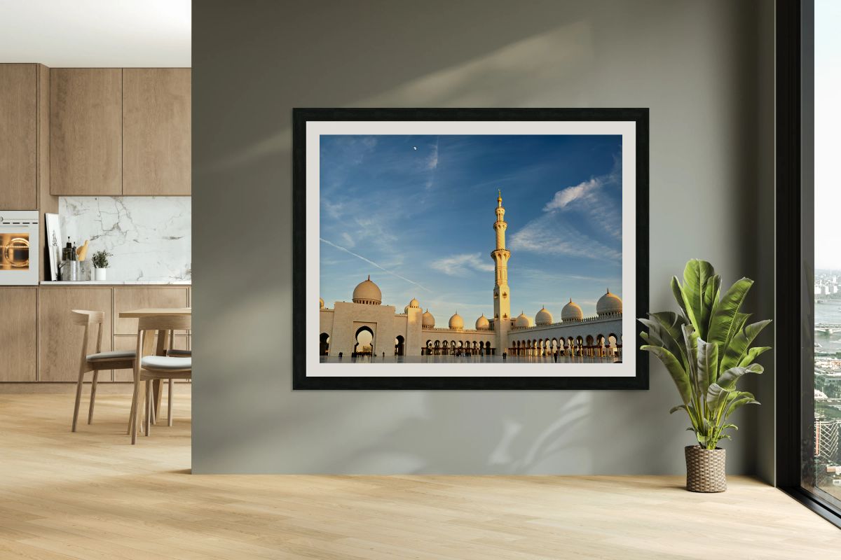 Visit to Sheikh Zayed Grand Mosque in Abu Dhabi at sunset