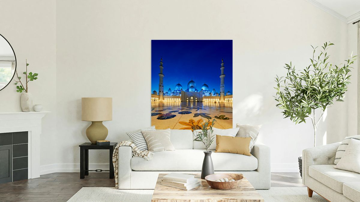 Sheikh Zayed Grand Mosque at night in Abu Dhabi