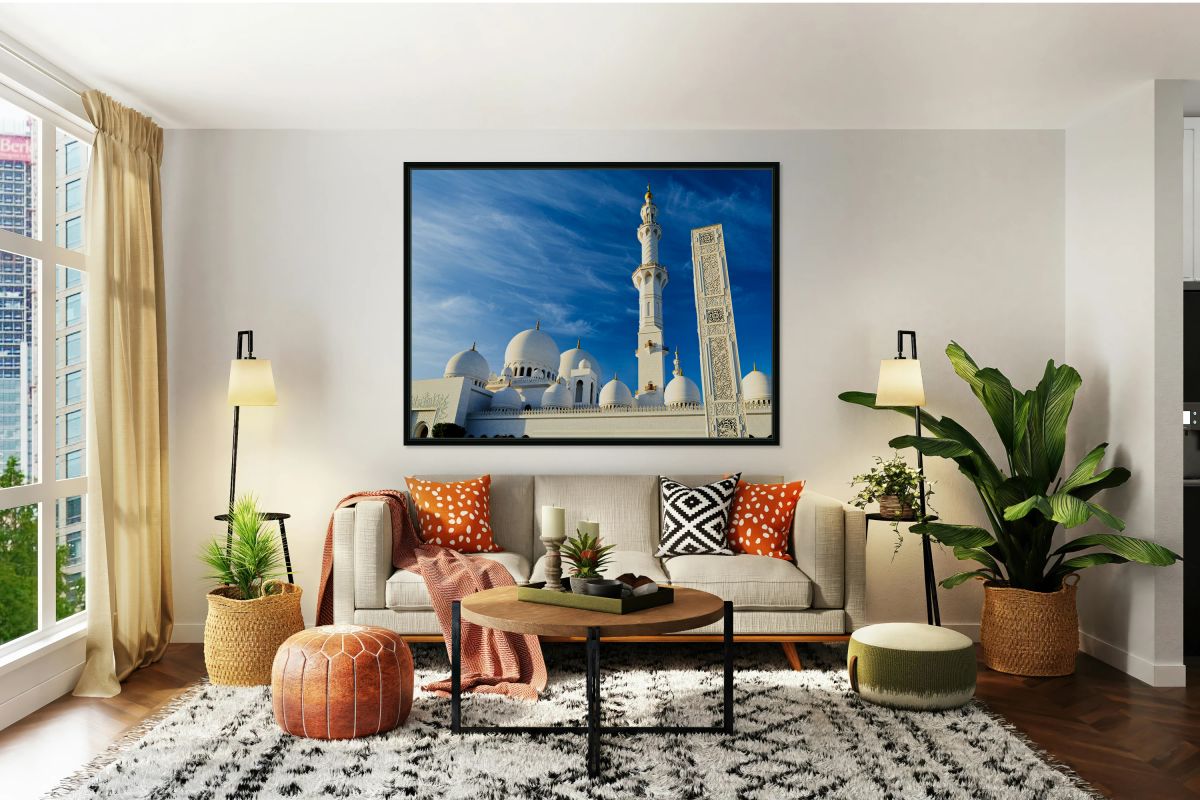 Grand mosque in Abu Dhabi with tall minarets and domes