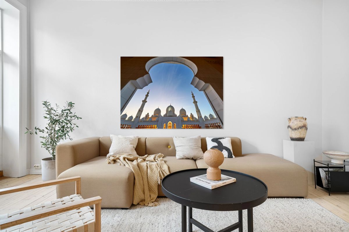 View of Sheikh Zayed Grand Mosque at dusk in Abu Dhabi