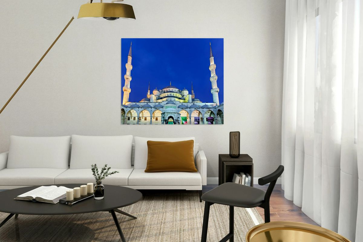 Visit to the Blue Mosque in Istanbul at night