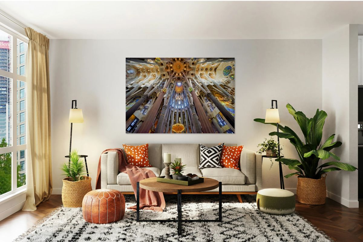 Inside Basílica de la Sagrada Família Barcelona