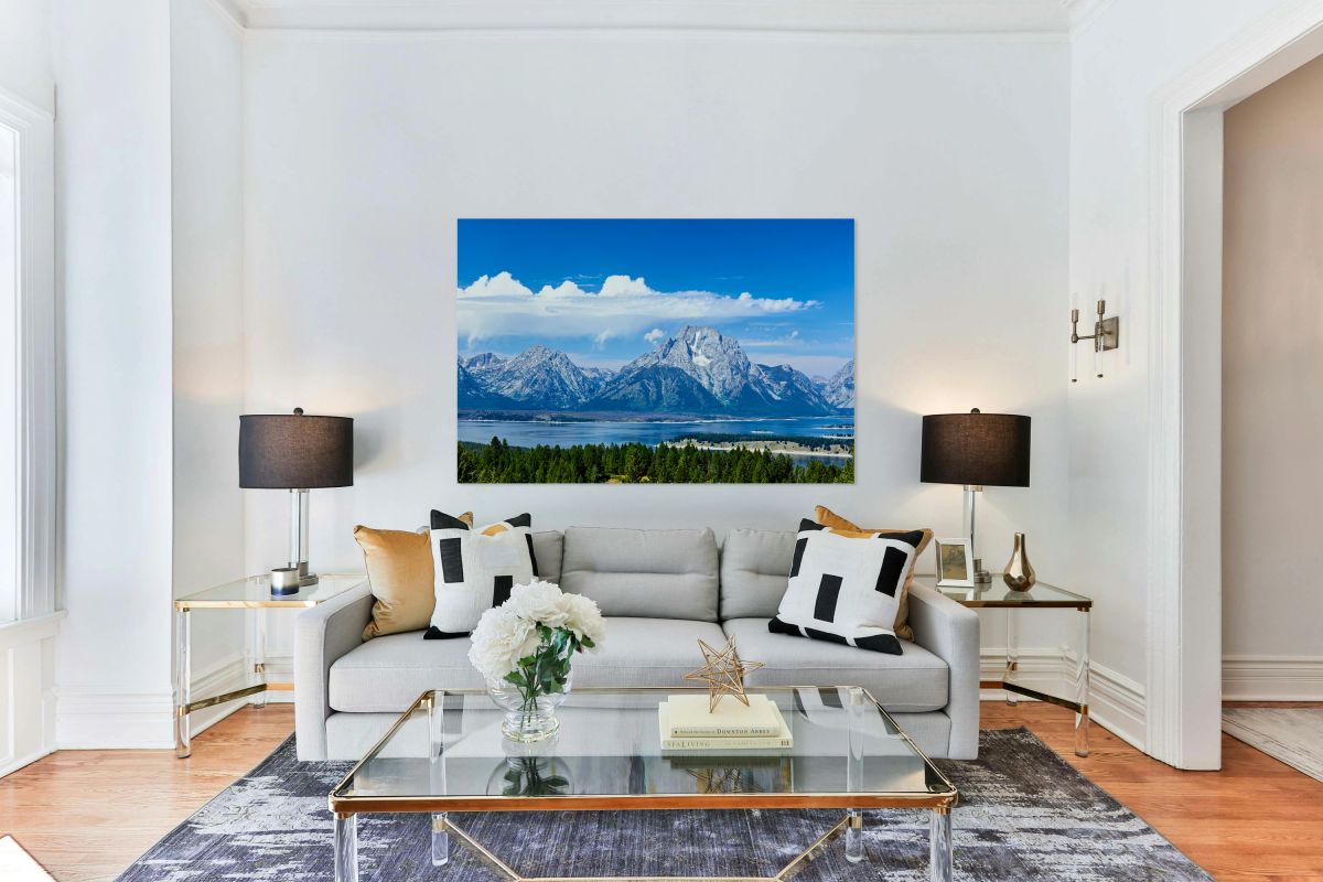 Mountains and lake in Grand Teton National Park during day