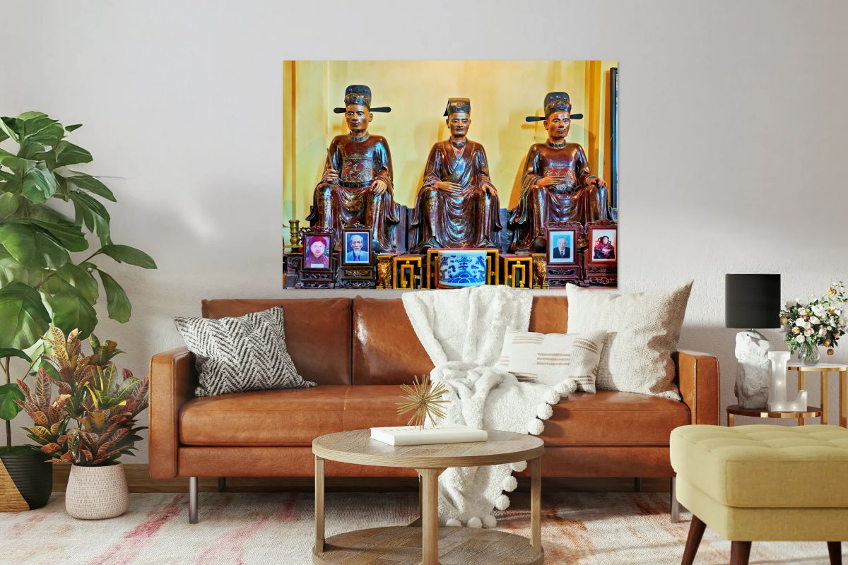 Wooden statues in Hanois cultural shrine showing local history