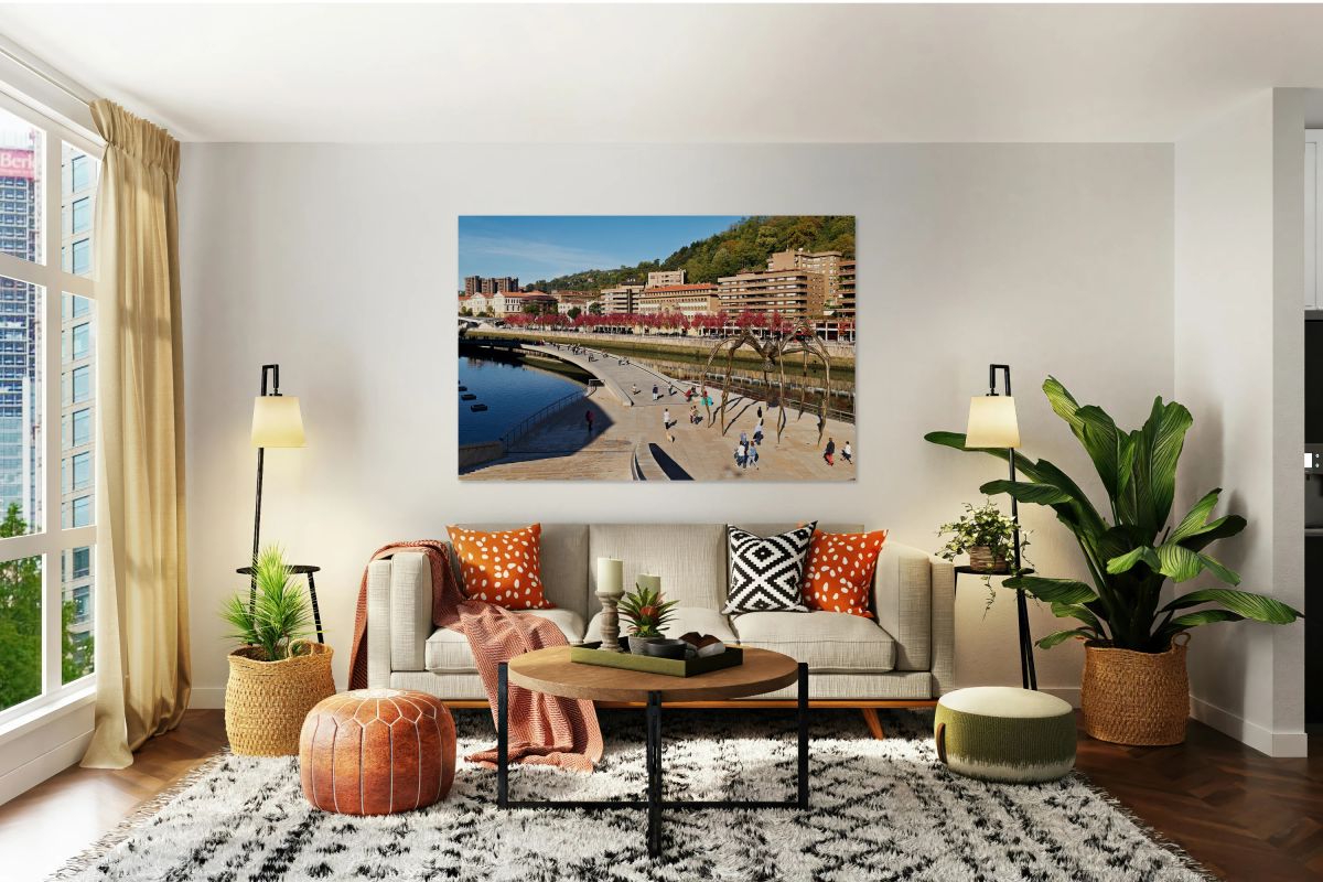 Maman sculpture by Louise Bourgeois by Nervion River in Bilbao