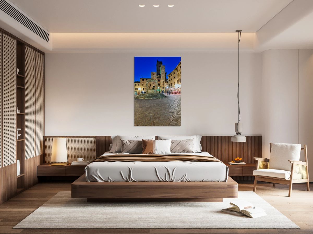 Sunset in San Gimignano at Piazza della Cisterna