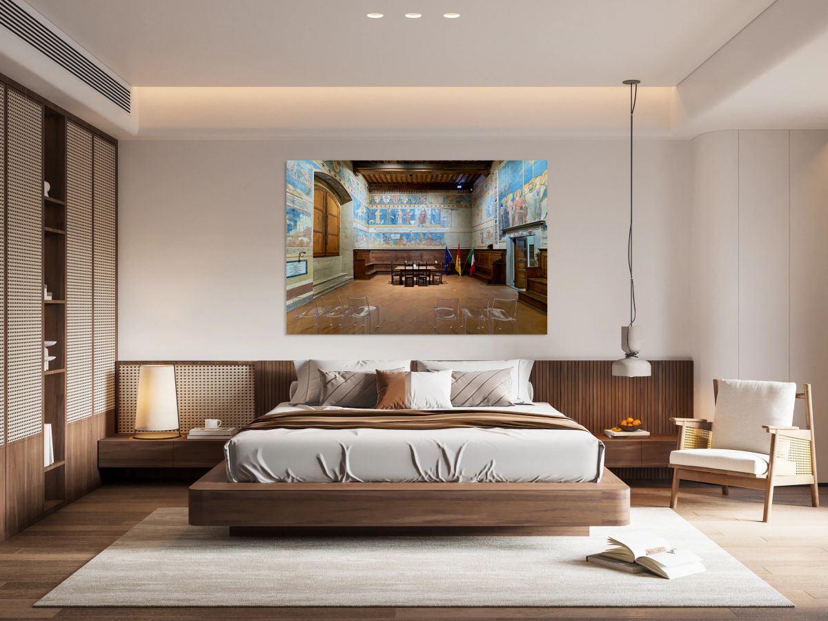 Frescos in sala dante of palazzo comunale in san gimignano