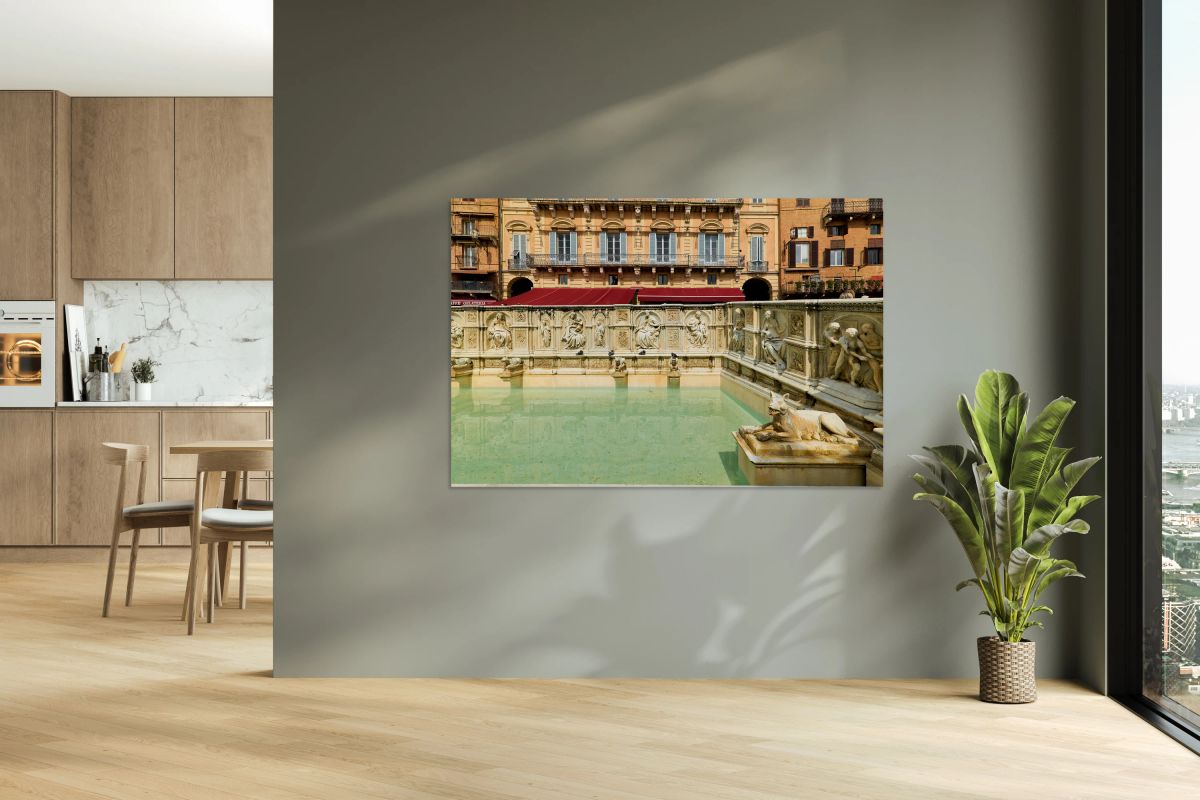 Joyful moments at Fonte Gaia in Piazza del Campo Siena