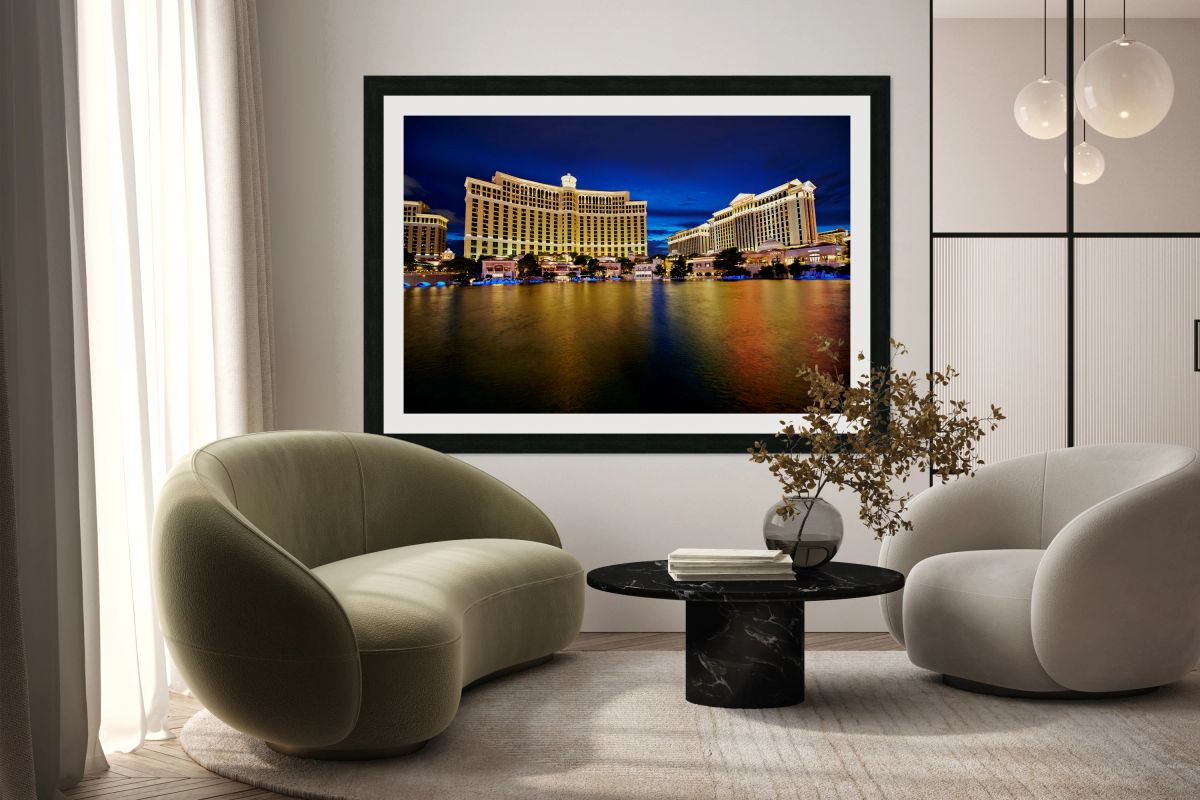 Fountains show at Bellagio and Caesars Palace in Las Vegas
