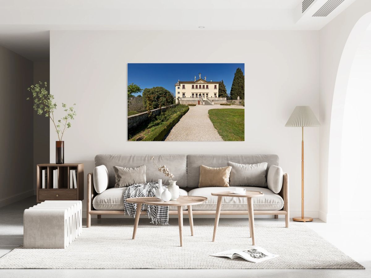 Villa Valmarana ai Nani in Vicenza has Tiepolo art