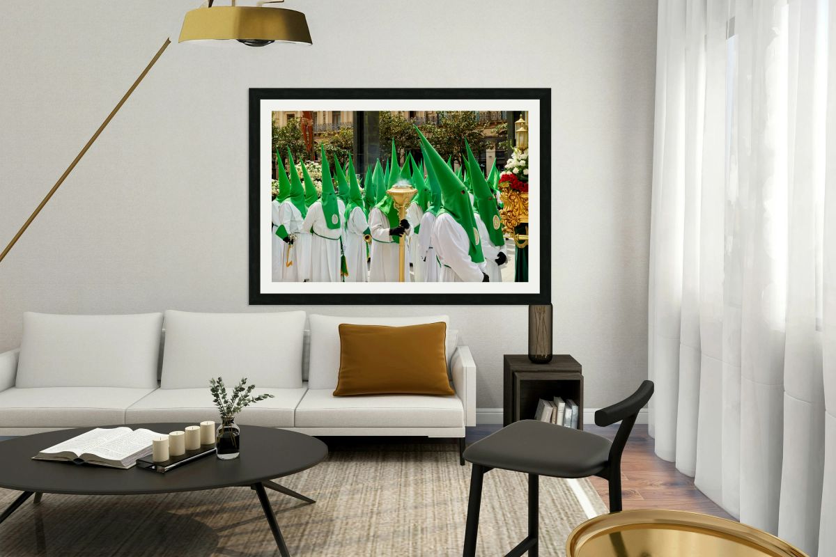 Easter processions in Zaragoza with traditional attire