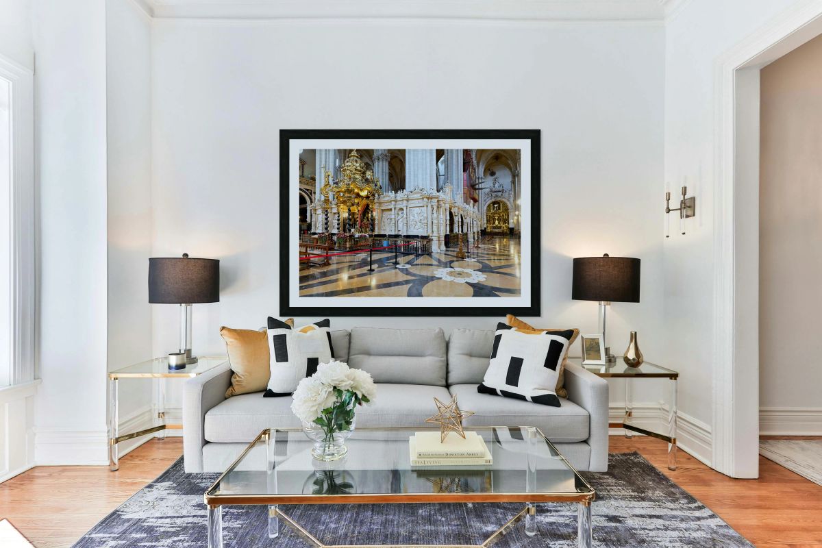 Explore the cathedral of the savior in zaragoza spain