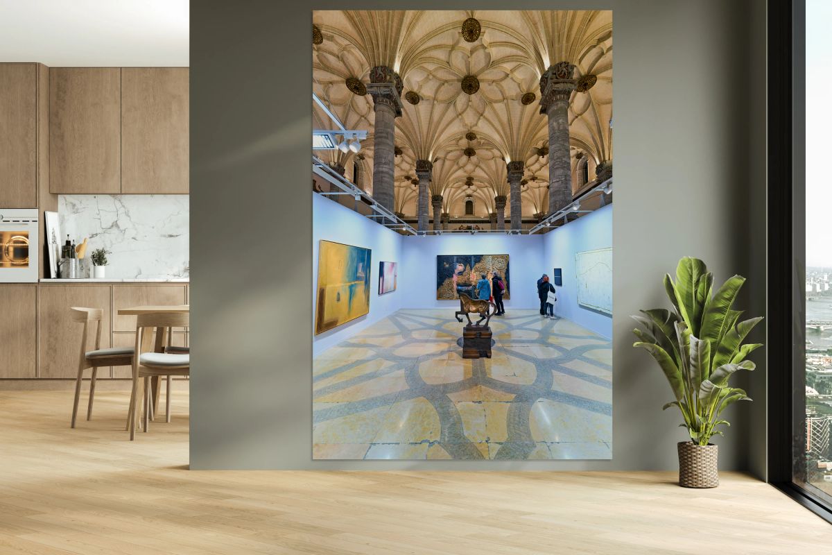 Art exhibition at Sala de Exposiciones La Lonja in Zaragoza