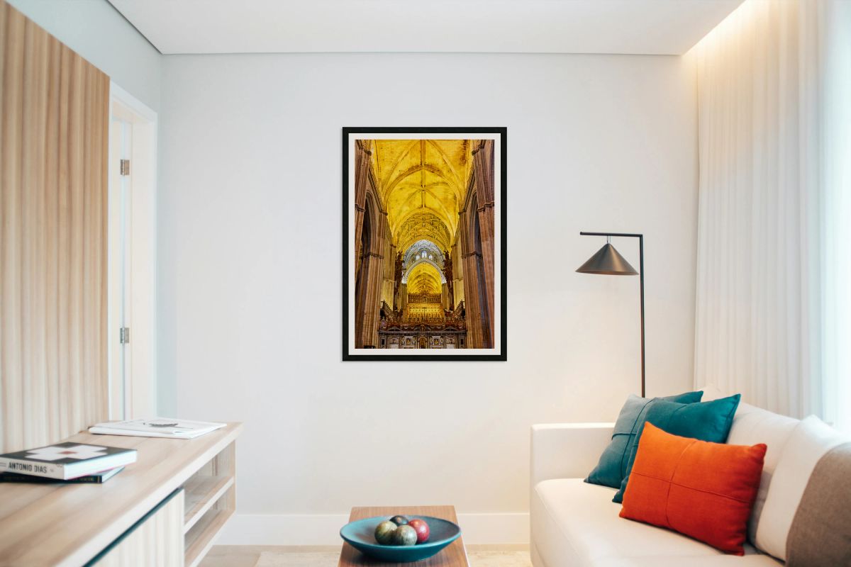 Visit to la giralda cathedral in seville spain