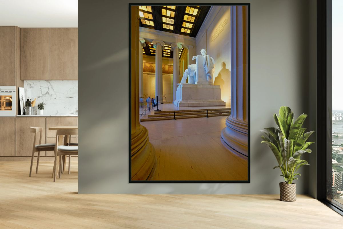 Lincoln Memorial statue in Washington DC