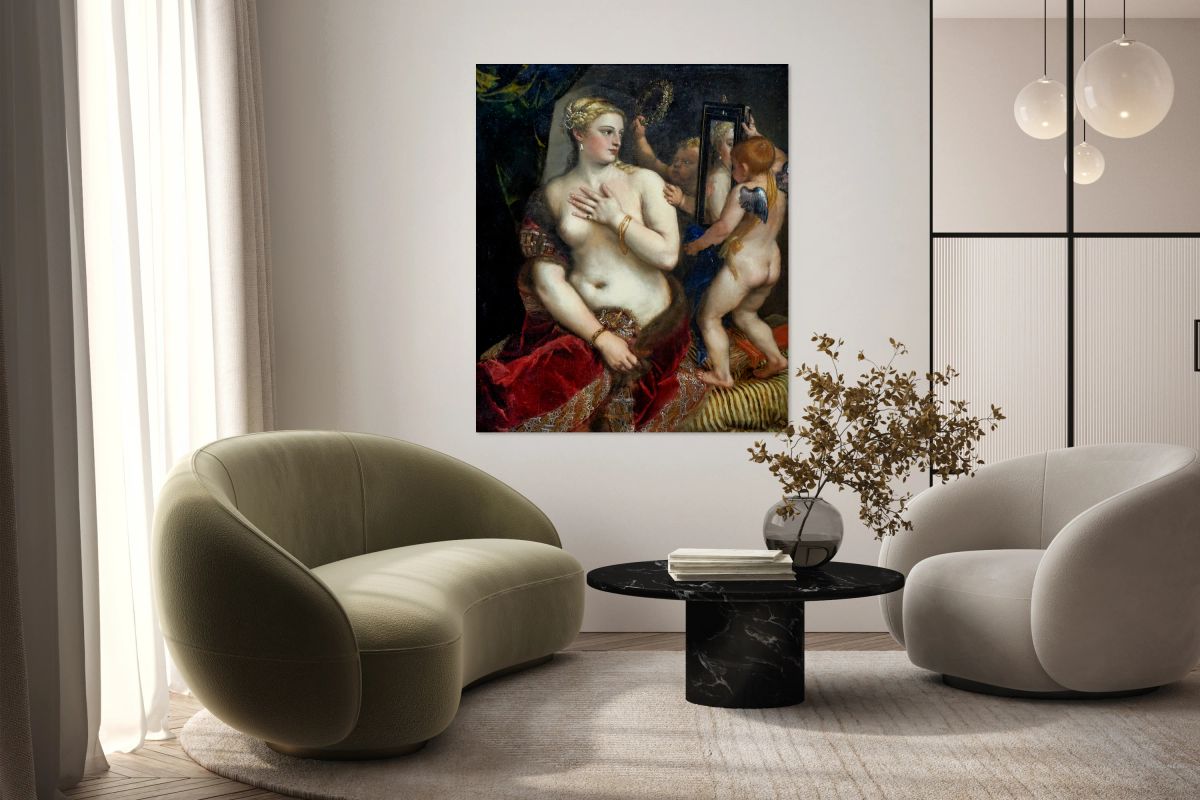 Venus looks at herself in mirror in Washington