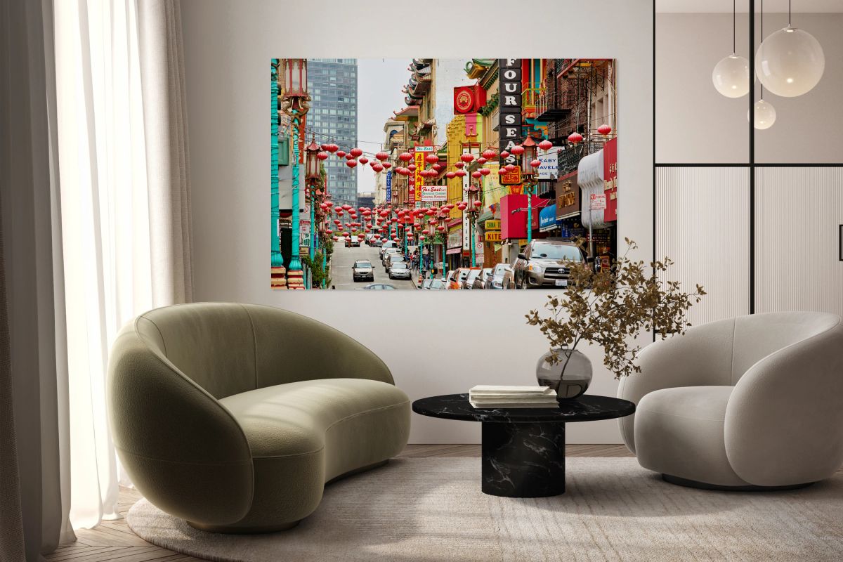 Strolling through San Franciscos Chinatown lanterns