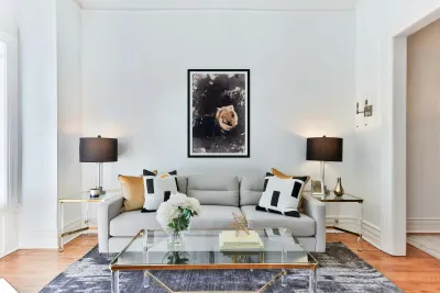 Yellow rose pier Reproduction