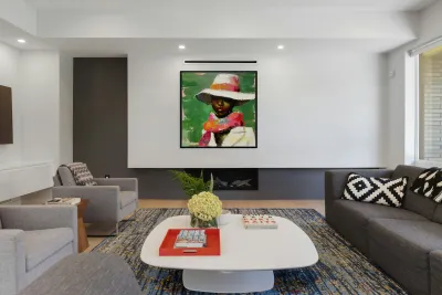 Elegance in the Shade Reproduction