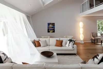 Orbit Lounge Reproduction