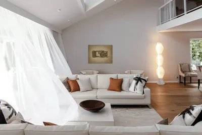 Unfolding history  Reproduction