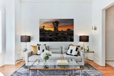 The Throne Reproduction