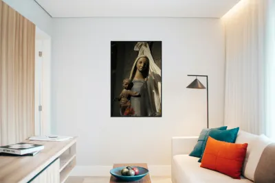 Wood carving of the virgin Eglise Saint Pothin Reproduction