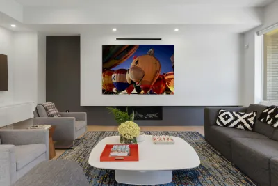 Standing at attention ready for flight Reproduction