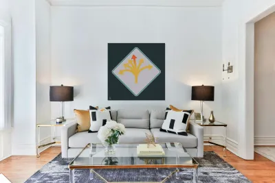 Traffic Circus 044 Reproduction