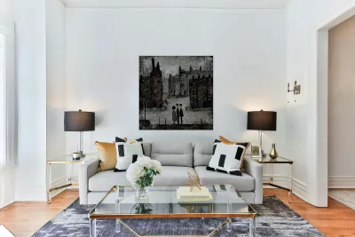 In The Courtyard Reproduction