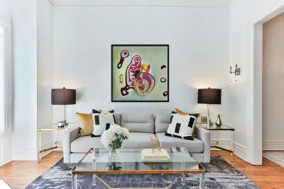 1125 8K Reproduction